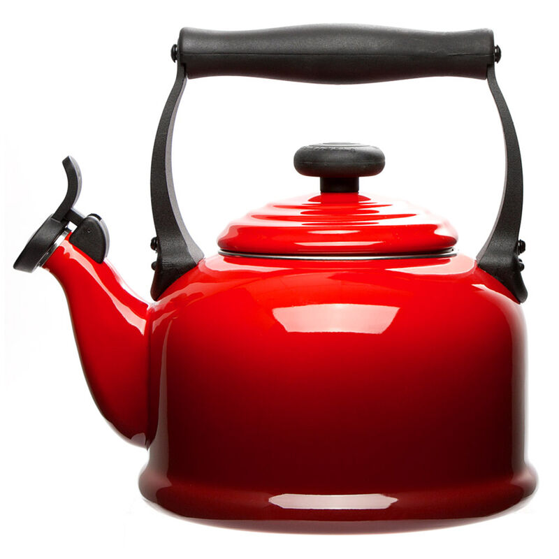 Le Creuset Traditional Kettle 2.1L image number 1